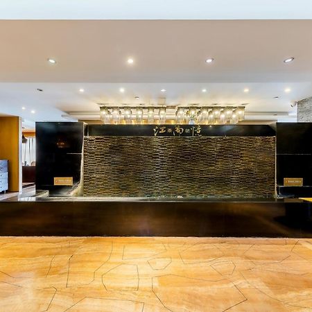 Celebrity Upper Class Hotel Chengdu Bagian luar foto