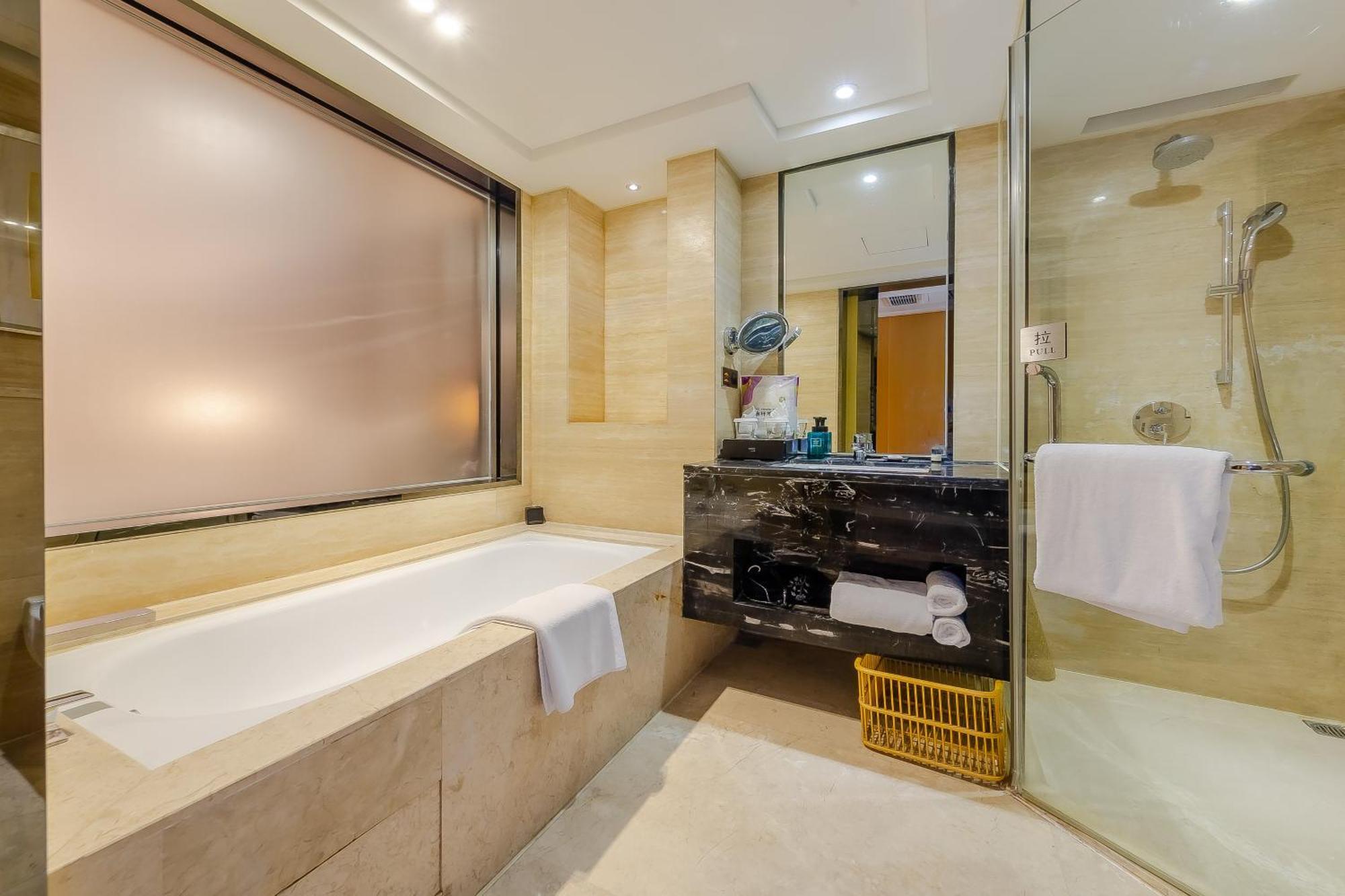 Celebrity Upper Class Hotel Chengdu Bagian luar foto