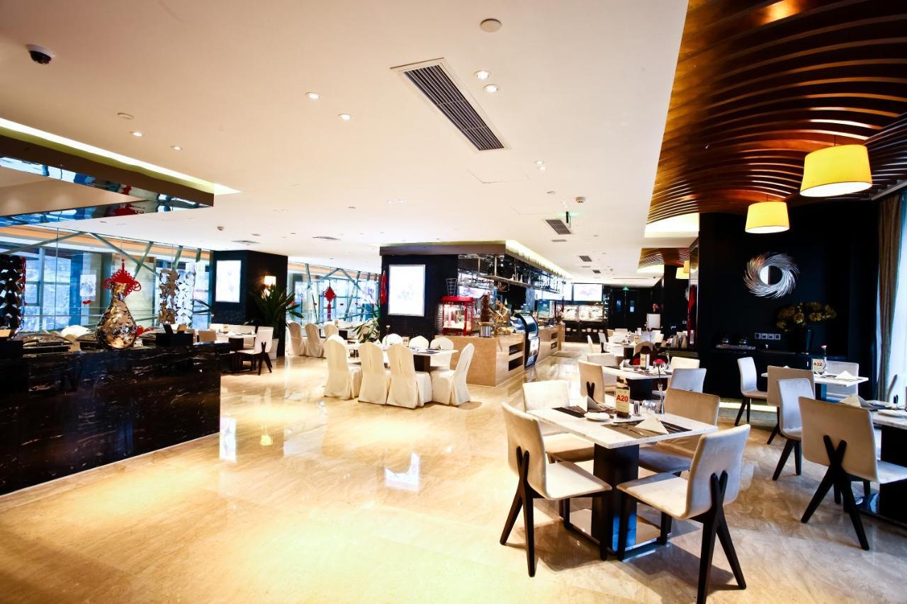 Celebrity Upper Class Hotel Chengdu Bagian luar foto
